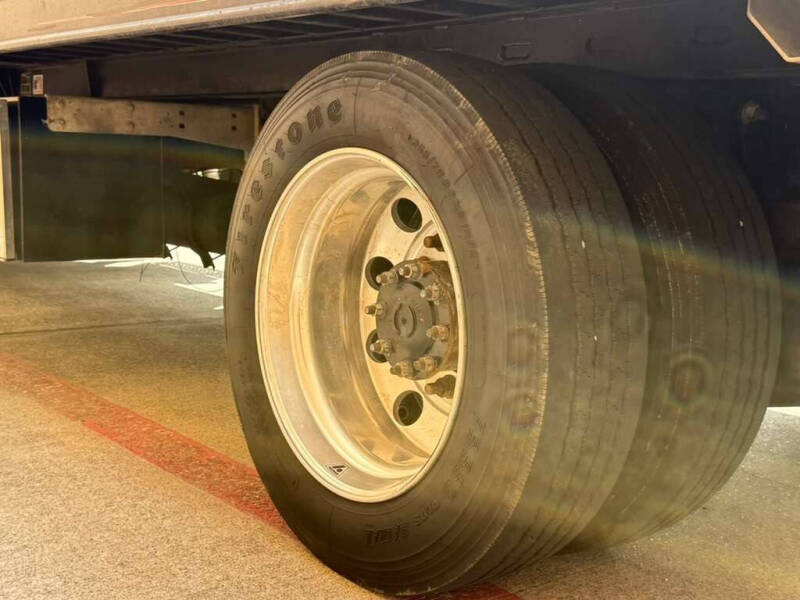 2016 Freightliner M2 106