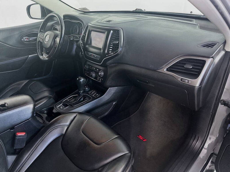 2021 Jeep Cherokee Latitude Plus