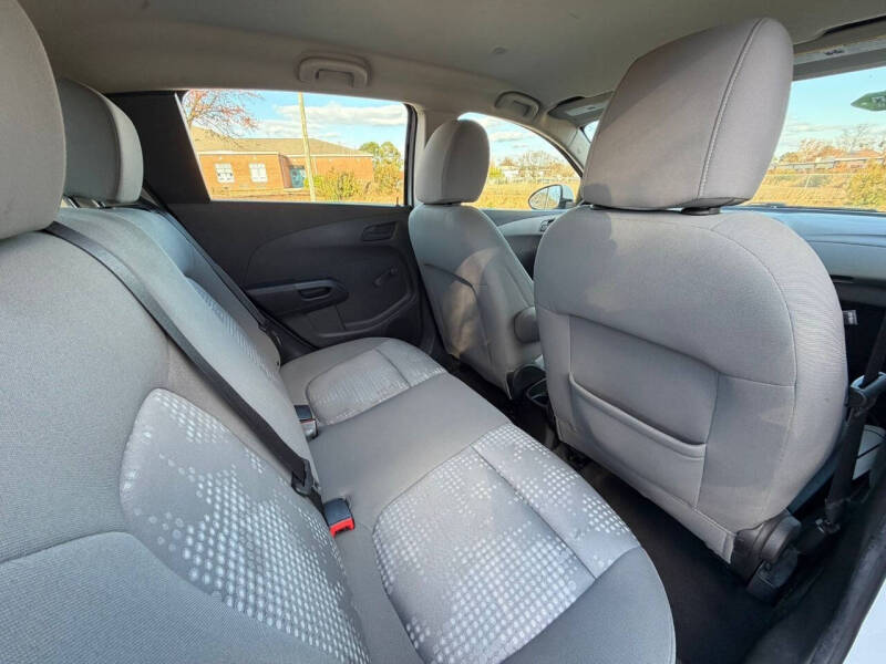 2018 Chevrolet Sonic LT Auto Fleet