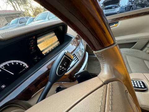 2010 Mercedes-Benz S-Class S 550