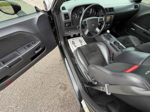 2010 Dodge Challenger SRT8