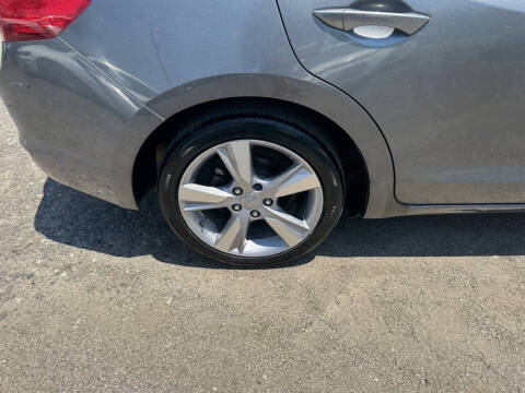 2013 Acura ILX 2.0L w/Premium