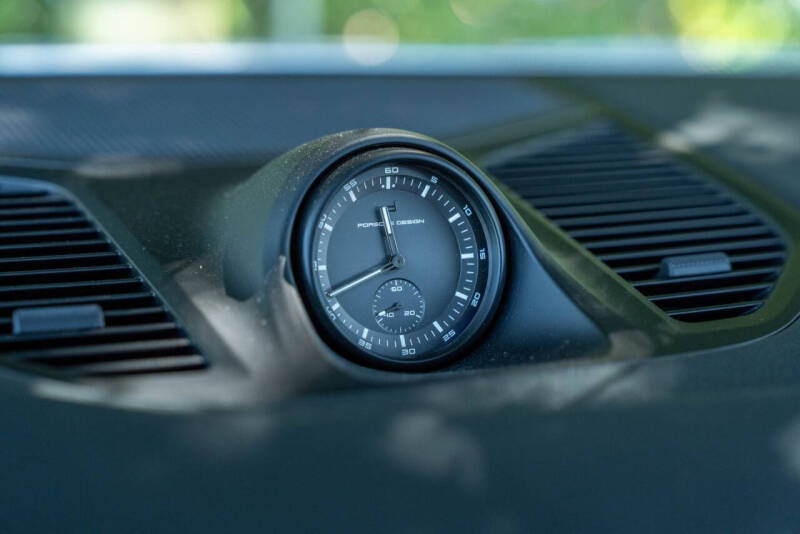 2025 Porsche Cayenne E-Hybrid