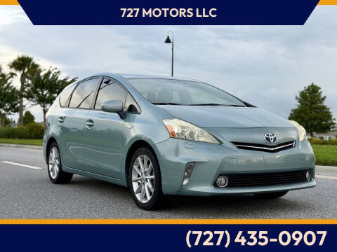 2014 Toyota Prius v Five