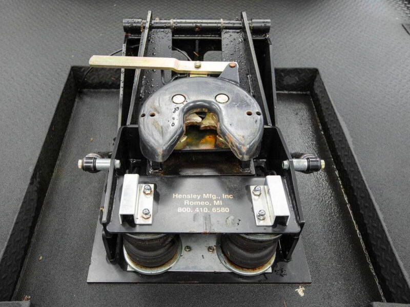 2018 Freightliner M2 106