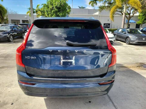 2023 Volvo XC90 B5 Core