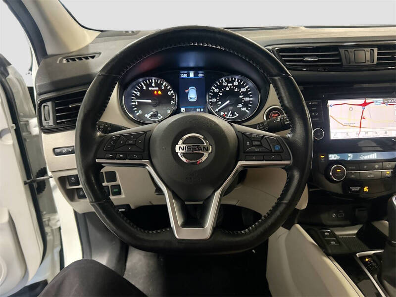 2022 Nissan Rogue Sport SL