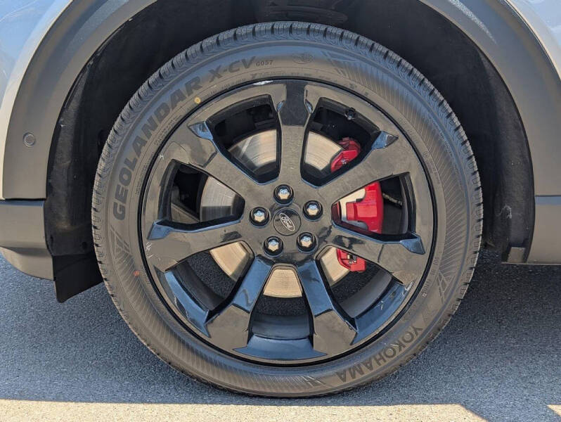 2022 Ford Explorer ST