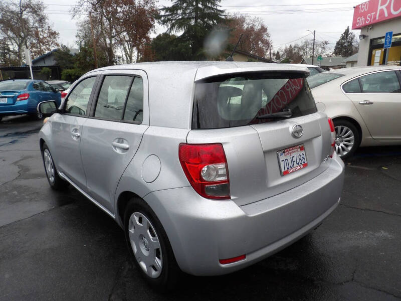 2013 Scion xD