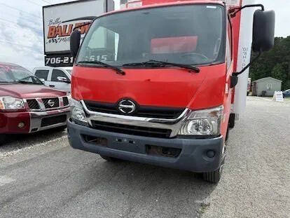 2018 Hino 195