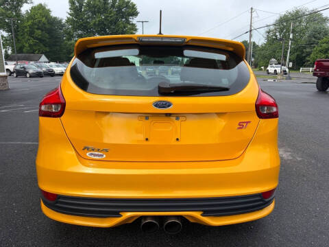 2016 Ford Focus ST