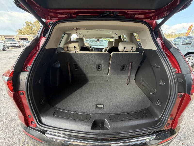 2020 Buick Enclave Essence