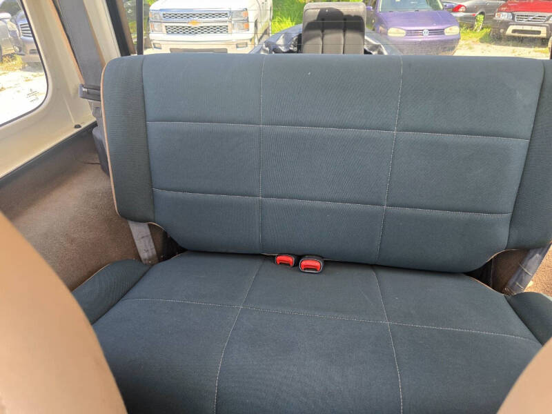 1999 Jeep Wrangler Sahara