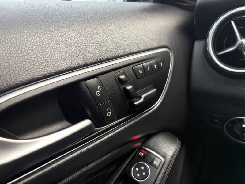 2015 Mercedes-Benz GLA GLA 250