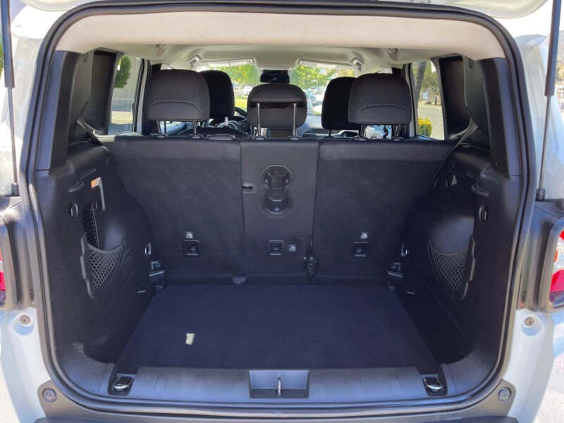 2020 Jeep Renegade Altitude