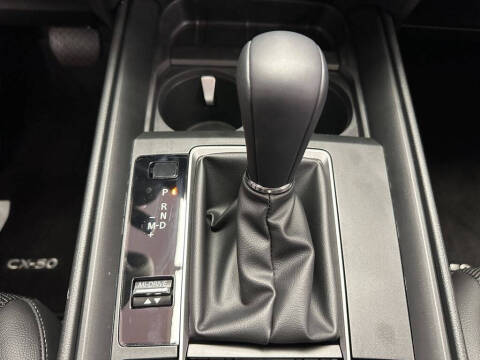 2025 Mazda CX-50 2.5 S Preferred