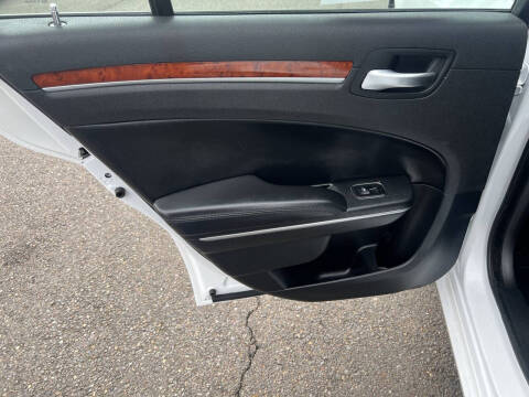2014 Chrysler 300