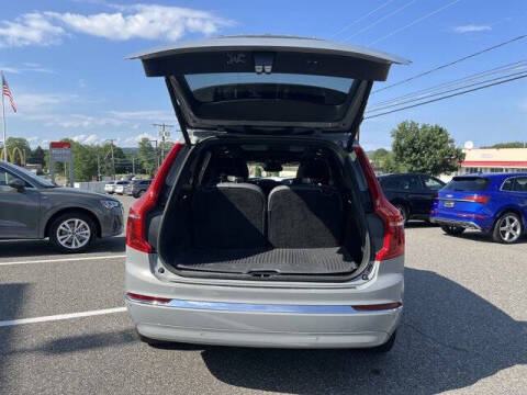 2024 Volvo XC90 Recharge T8 Ultimate Bright Theme 7P