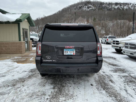 2017 GMC Yukon XL SLT