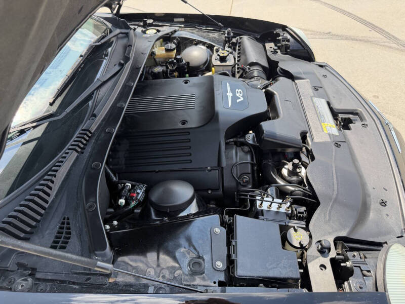 2004 Ford Thunderbird Deluxe