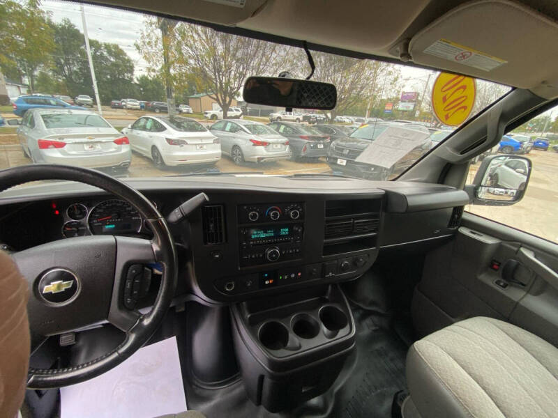 2020 Chevrolet Express 2500