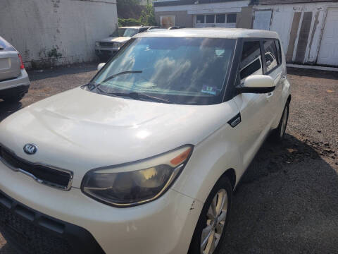 2015 Kia Soul +
