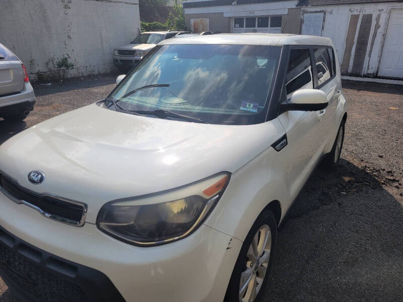 2015 Kia Soul +