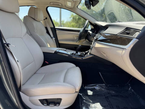 2013 BMW 5 Series 550i