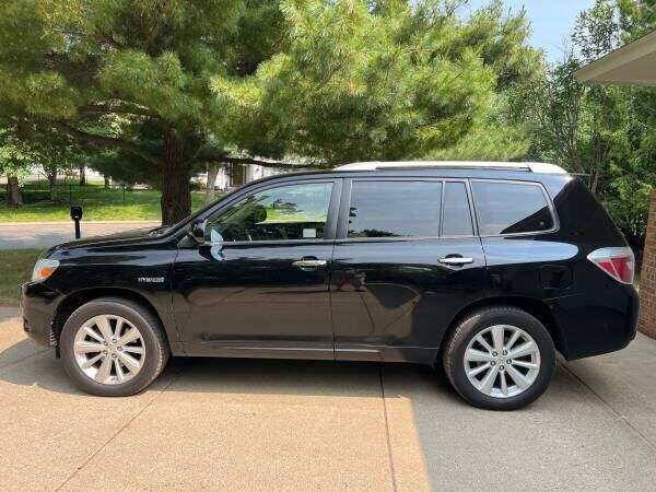 2009 Toyota Highlander Hybrid for sale at Autoacqusa.com in Eden Prairie MN