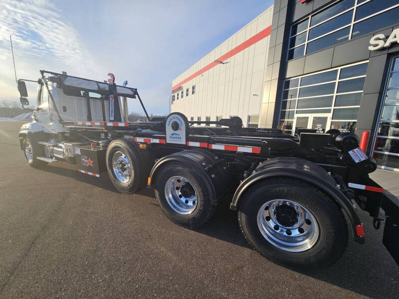 2026 Freightliner 114 SD