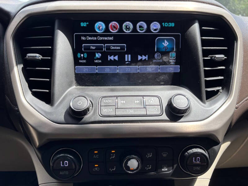 2017 GMC Acadia Denali