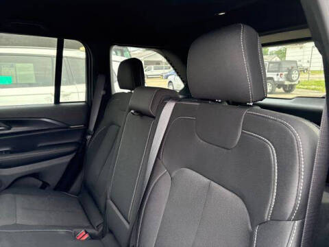 2024 Jeep Grand Cherokee Laredo