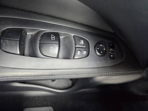 2018 Nissan Pathfinder SL