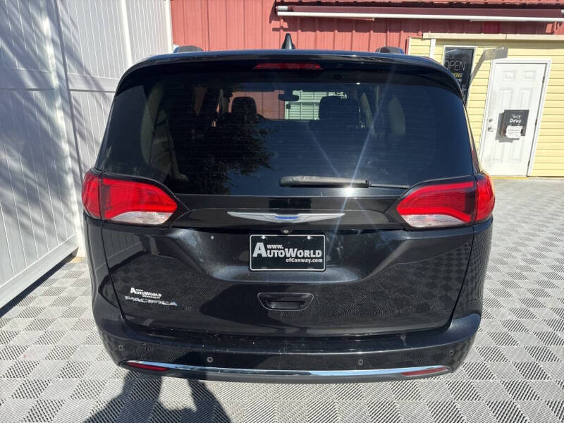 2019 Chrysler Pacifica Touring L