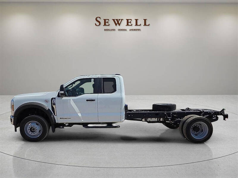 2025 Ford F-550 Super Duty