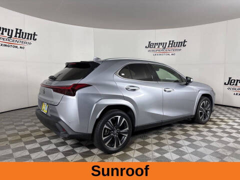 2023 Lexus UX 250h Premium
