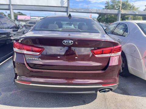 2018 Kia Optima LX