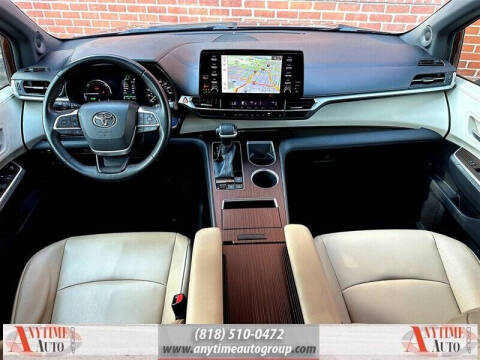 2021 Toyota Sienna XLE 8-Passenger