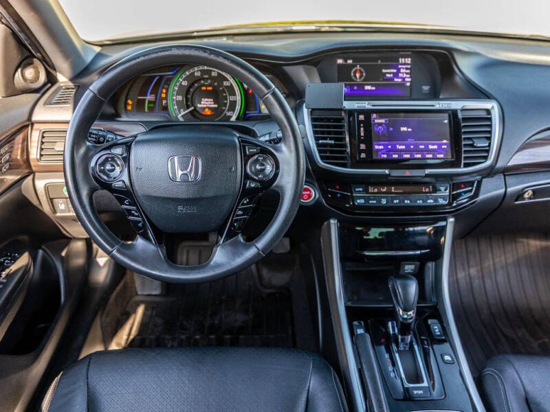 2017 Honda Accord Hybrid EX-L