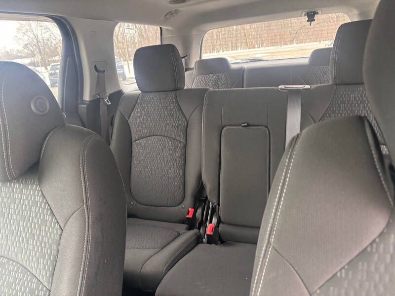 2015 GMC Acadia SLE-1