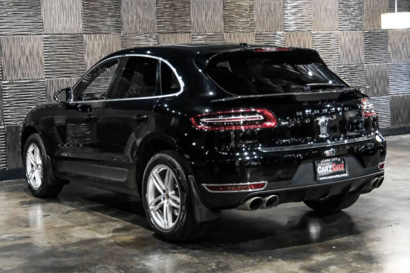 2017 Porsche Macan S