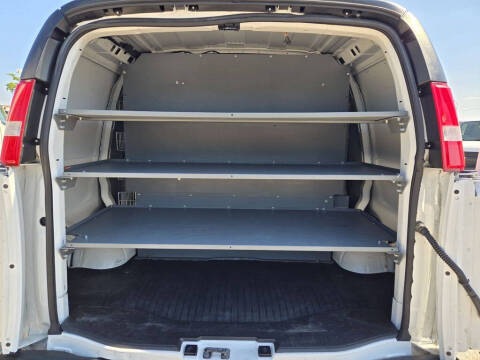 2021 Chevrolet Express 2500