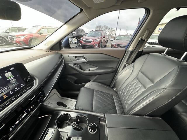 2023 Nissan Rogue Platinum