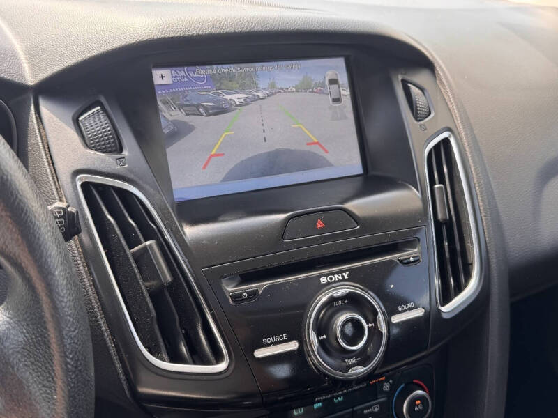2017 Ford Focus SEL