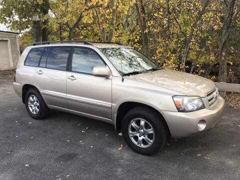 2006 Toyota Highlander for sale at BORGES AUTO CENTER, INC. in Taunton MA