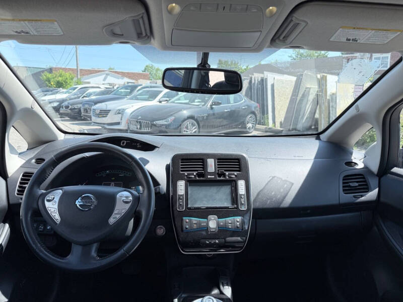 2016 Nissan LEAF SL