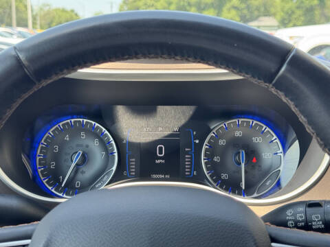 2017 Chrysler Pacifica Touring-L