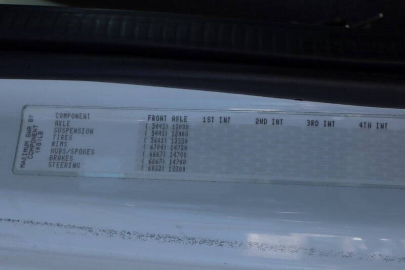 2014 Freightliner M2 106