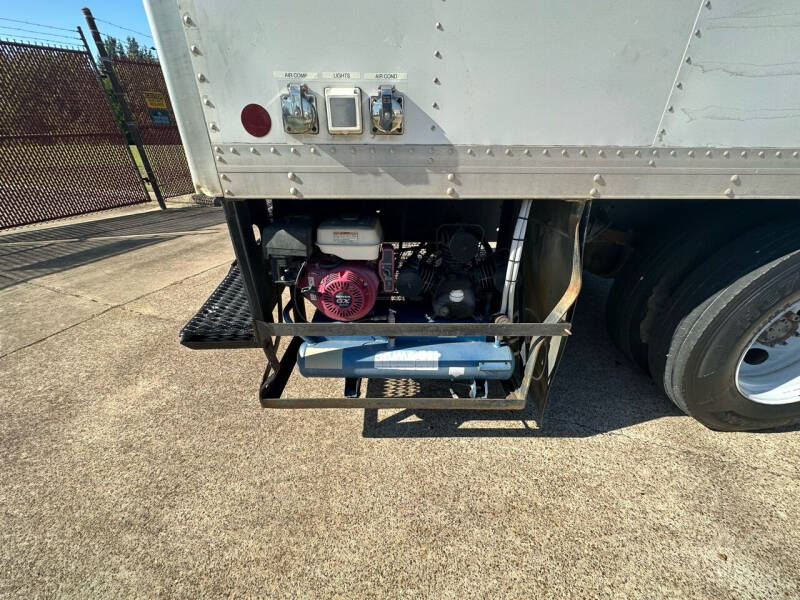 2005 Ford F-650 Super Duty