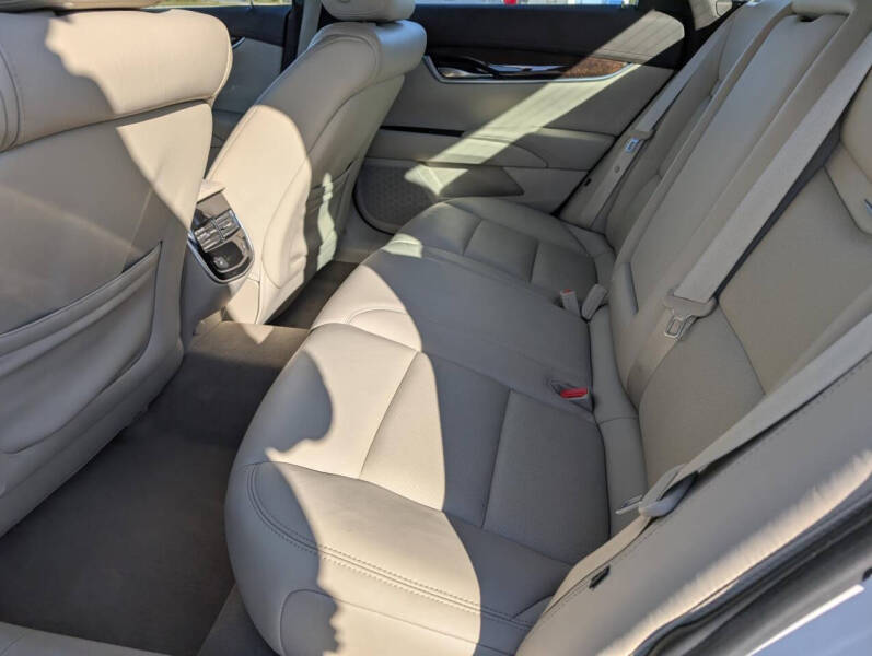 2016 Cadillac XTS Luxury